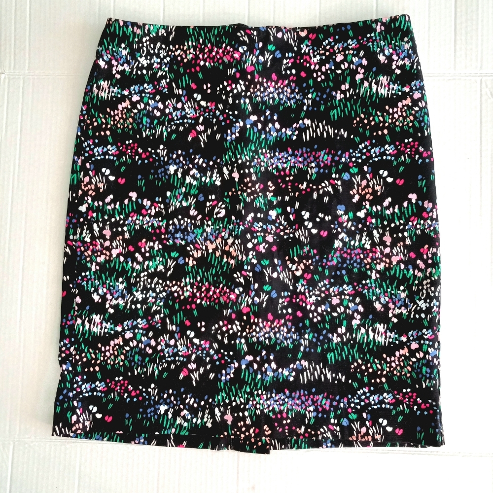 Talbots 8P women's floral pencil skirt